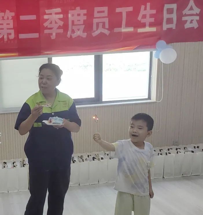生日會丨2025二季度員工暖心慶生，共度美好時光